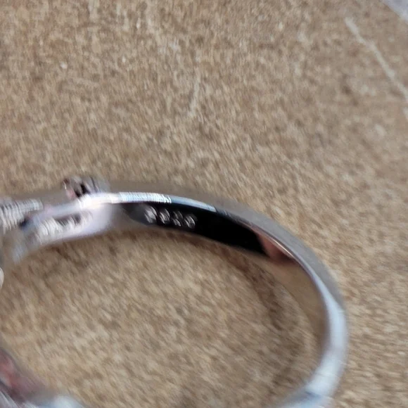 2ct CZ Set In 925 Silver Ring - Picture 5 of 5